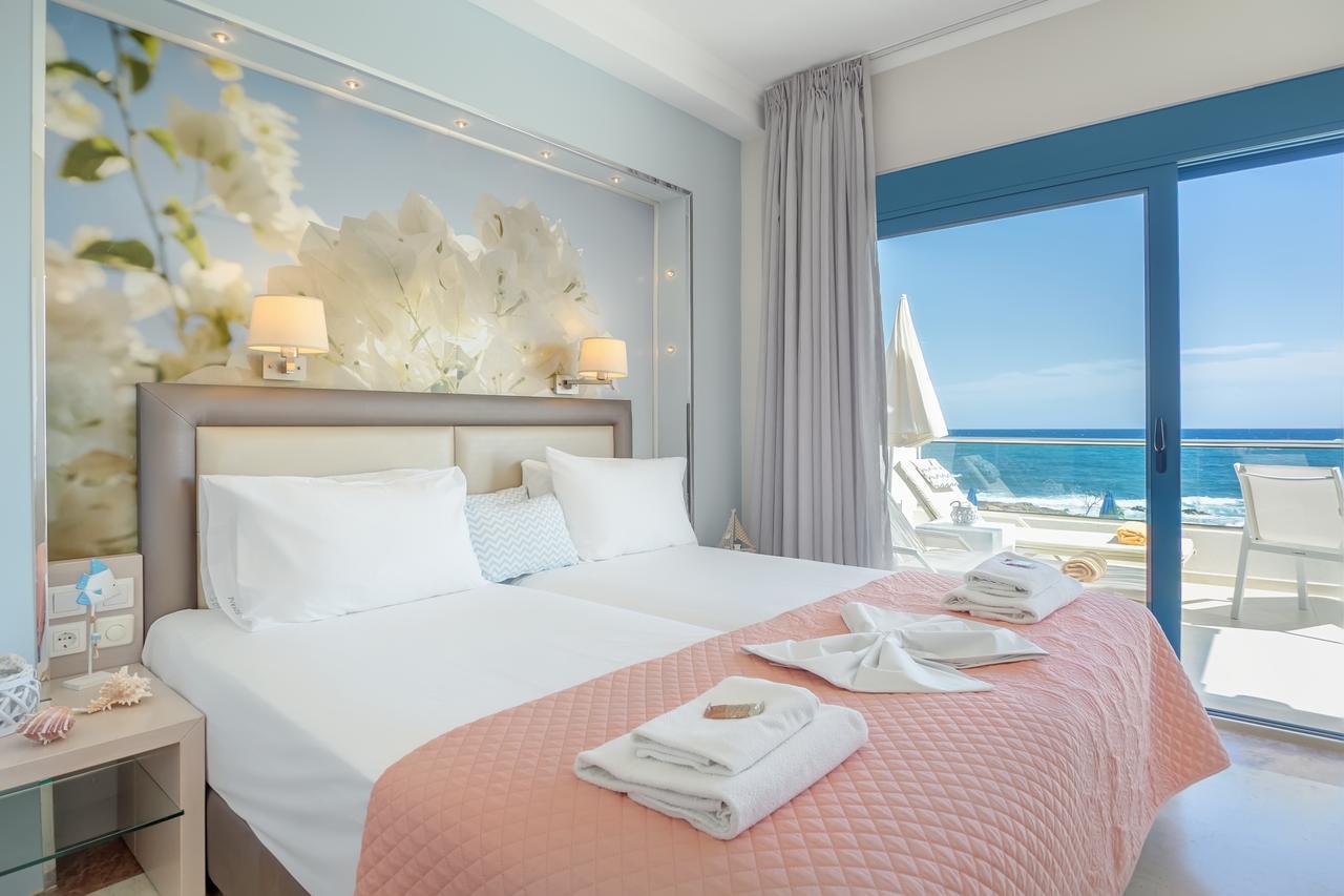 Pyrgos Beach Hotel Apartments 말리아 외부 사진