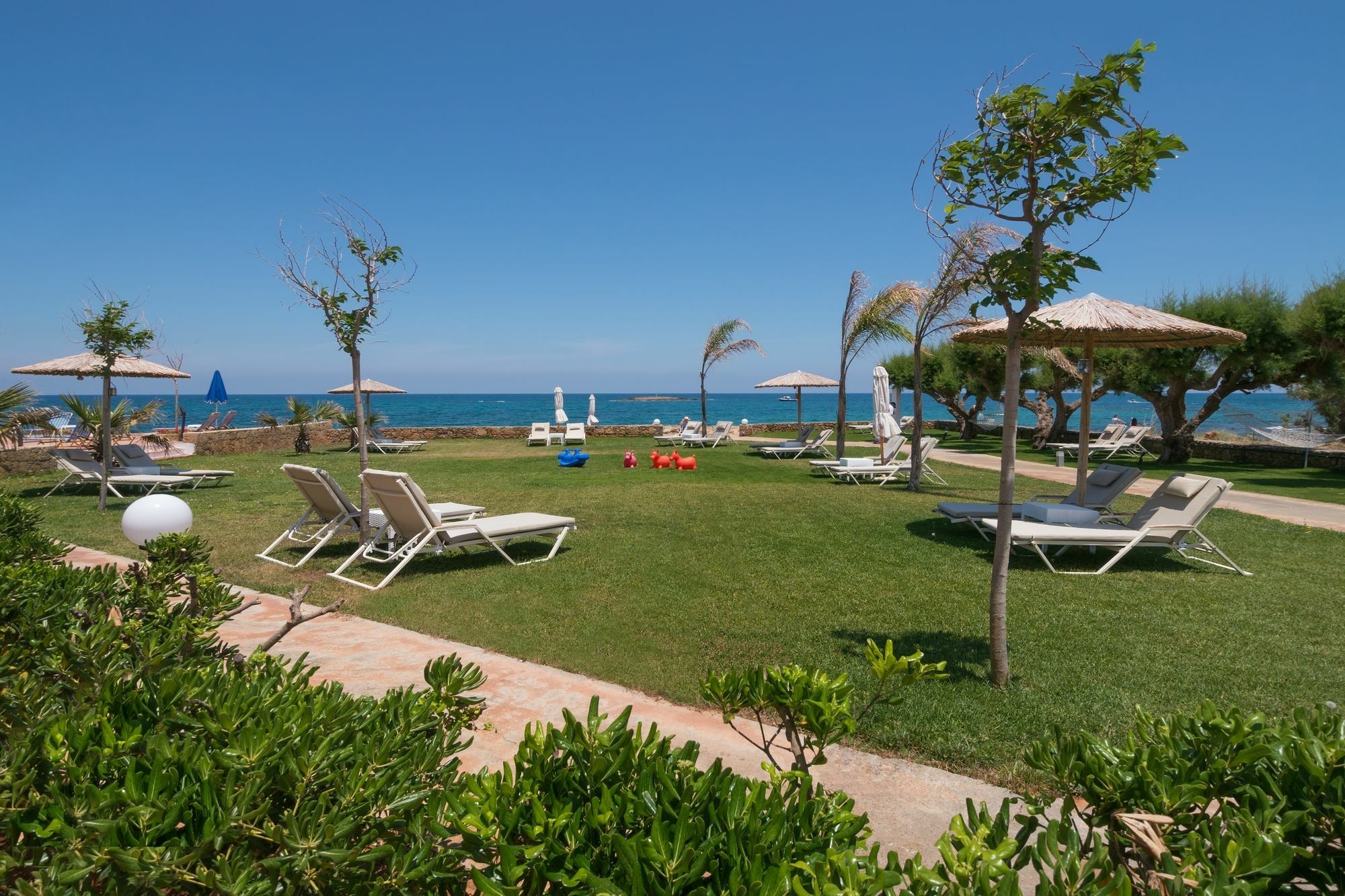 Pyrgos Beach Hotel Apartments 말리아 외부 사진