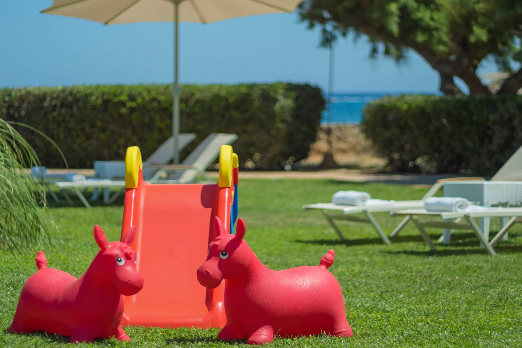 Pyrgos Beach Hotel Apartments 말리아 외부 사진